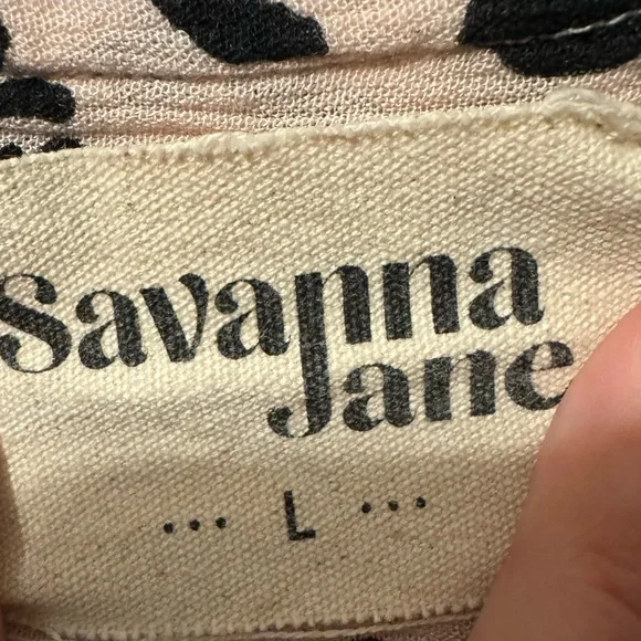 Fun & Bold Boutique Top - Picture 3 of 4